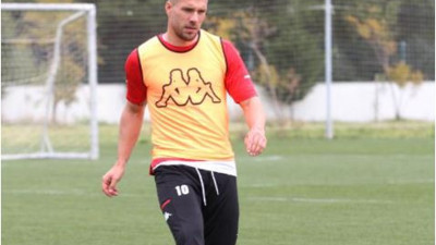 Podolski'den Avrupa Süper Ligi'ne tepki