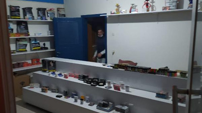 Tütüncü dükkanında kumara para cezası