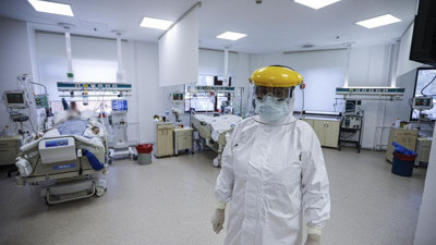 Bakan Koca yoğun bakımlardaki son durumu duyurdu