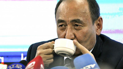 Kırgızistan korona virüse karşı yeni yöntem geliştirdi. Sağlık Bakanı bizzat açıkladı