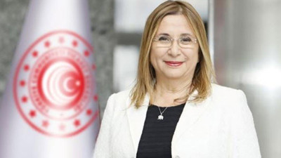 Ticaret Bakan Ruhsar Pekcan görevden alındı