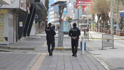 Son dakika: 23 Nisan'da sokağa çıkma yasağı geldi