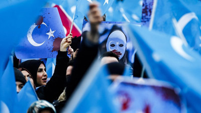 İngiltere, Çin'in Doğu Türkistan'daki zulmünü soykırım olarak tanıdı