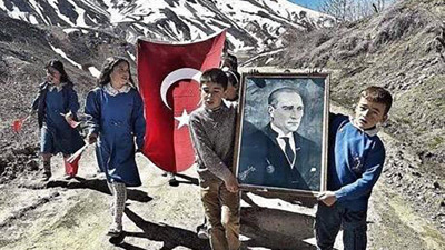 Yüzyıllar geçse de bitmeyecek sevgi. Kurtardığın bu vatanın her köşesi ve yüreğindesin Atam