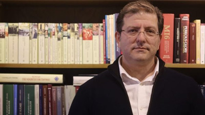 Ermeni soykırımı yalanına karşı öyle bir kanıt gösterdi ki. Dr. Selim Erdoğan tek cümle ile tezlerini çürüttü