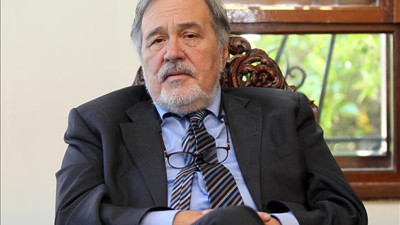 ‘Soykırım’ diyen cahildir. Hocaların hocası İlber Ortaylı konuştu