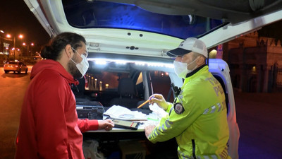 Kapanmanın ilk cezaları kesilmeye başlandı