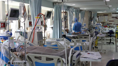 İran'da son 24 saatte 391 kişi korondan hayatını kaybetti