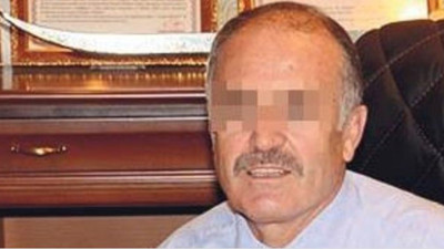 Beykoz ormanlarında sevgilisiyle basıldı. Ooo hayırlı işler kaymakam bey. 2 gün sonra emekliliğini istedi