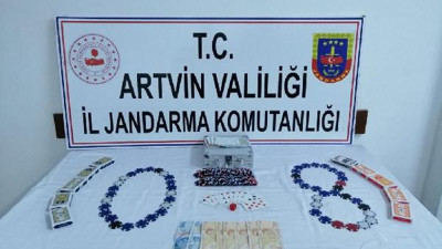 Evde kumar oynayan 7 kişiye para cezası