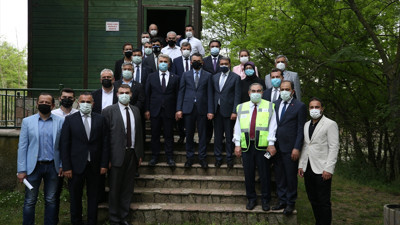 Bakan Pakdemirli Kuşcenneti Milli Parkı'nı ziyaret etti