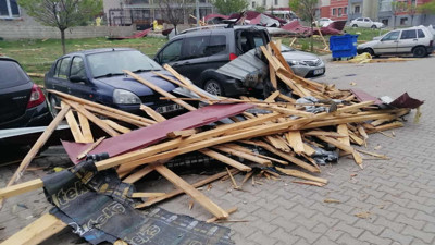 Yozgat'ta fırtınanın verdiği hasar tespit ediliyor