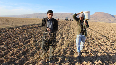 Çiftçiye ölüm fermanı. Dünya Çiftçiler Günü'nde çiftçileri isyan ettiren karar