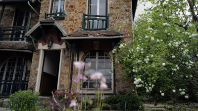 Polonya hükümeti ünü bilim insanının evini satın alacak