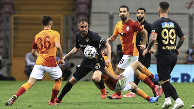 Galatasaray'a galibiyet yetmedi