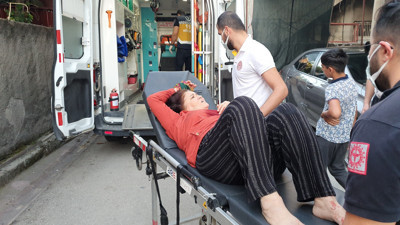 57 yaşındaki kadını oğlu bıçakladı