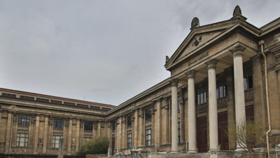 Alanında dünyanın en iyileri arasında. Atatürk Havalimanı'na taşınıyor. Eserler kaybolmasa bari