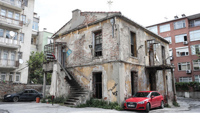 Türk edebiyatının usta ismi Cenap Şahabettin'in evi otopark oldu