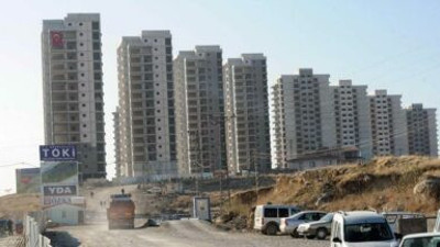 TOKİ'nin reklamları yine aynı gazete ve kanallara gitti