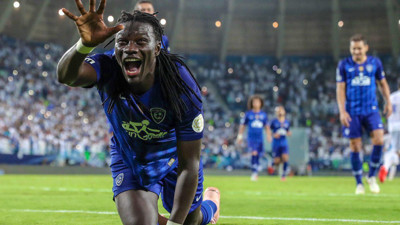 Gomis, Al Hilal'i şampiyonluğa taşıdı