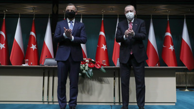 Türkiye tarihinde bir ilk... 'NATO ülkesine SİHA sattık'