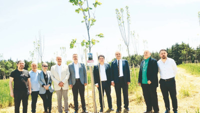 İYİ Partili Ahmet Çelik’ten Ekrem İmamoğlu’na çağrı