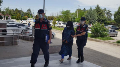 Suriyeliden hamide kaldı. Ölen çocuğunu sakladı