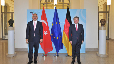 Bakan Ersoy ve Cumhurbaşkanlığı Sözcüsü Kalın Almanya’da