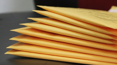 Postayla gönderilen bağışları kusursuz planla çaldılar