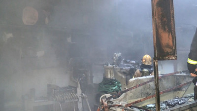 Kimyasal madde deposunda korkutan yangın