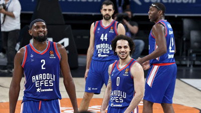 Anadolu Efes Avrupa'nın en büyüğü olabilmek için sahaya çıkıyor
