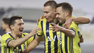 Yıldız futbolcudan şok hamle! Ezeli rakibe haber gönderdi 'Beni alın'