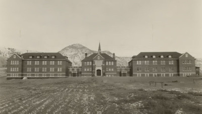 Kanada’da okul bahçesinden 215 Kızılderili çocuğun cesedi çıktı