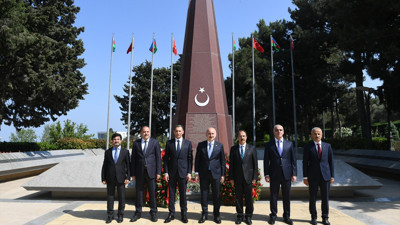 Karaismailoğlu: Karabağ'ın imarında Azerbaycan'la birlikte çalışacağız