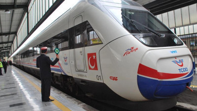 Bakanlıktan Yüksek Hızlı Tren itirafı