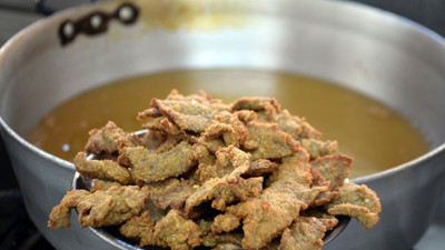 Edirne'de ciğerciler, müşterilerini ağırlamaya başladı