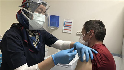 Antalya'da yapılan korona aşısı 1 milyon dozu aştı