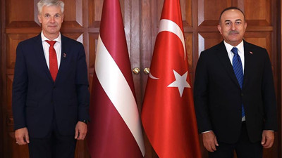 Çavuşoğlu, Letonya Başbakan Yardımcısı ile görüştü