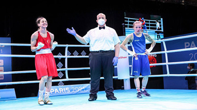 Milli boksör Buse Naz Çakıroğlu'ndan altın madalya