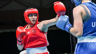 Milli boksör Busenaz Sürmeneli'den altın madalya