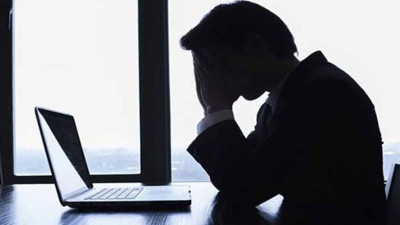 Binlerce bankacı işsiz kalacak. Yüzlerce şubesini kapatıyor