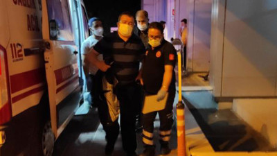 İmam camide bıçaklandı