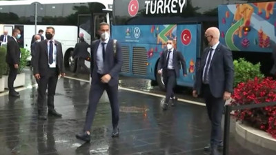 A Milli Futbol Takımı İtalya'ya geldi