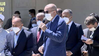 Erdoğan: Oturma eylemi yapın ben de katılırım