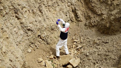 AFAD görevlisiyiz diyerek kaçak kazı yapan 11 kişiye gözaltı