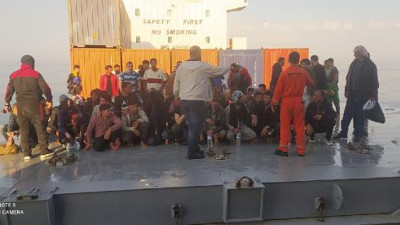 Türk kaptan rotasını değiştirdi 97 hayat kurtardı