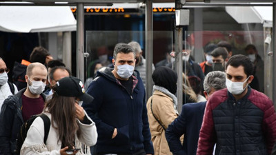 Uzmanlar 'normal hayata geçiş' için tarih verdi