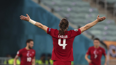 Türkiye - Galler maçı canlı anlatımı