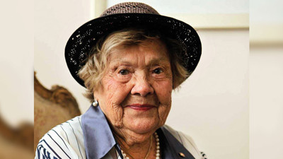 Cumhuriyet abidesi Muazzez İlmiye Çığ 107. yaşını kutluyor