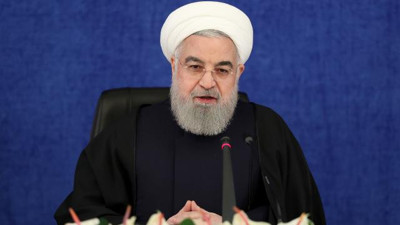 İran Cumhurbaşkanı Ruhani'den halka 'sandığa gidin' çağrısı